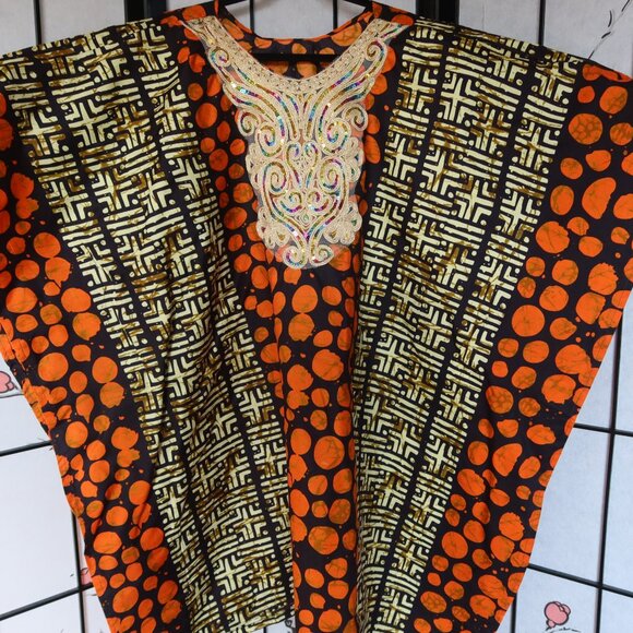 West African Vibrant Orange and Black Patterned Kaftan Bubu Gown NWOT 1 Size - Picture 1 of 16